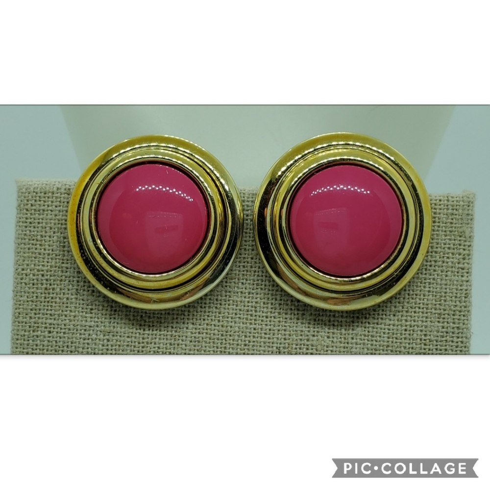 Vintage Clip-on Pink Button Earrings *Sale*
